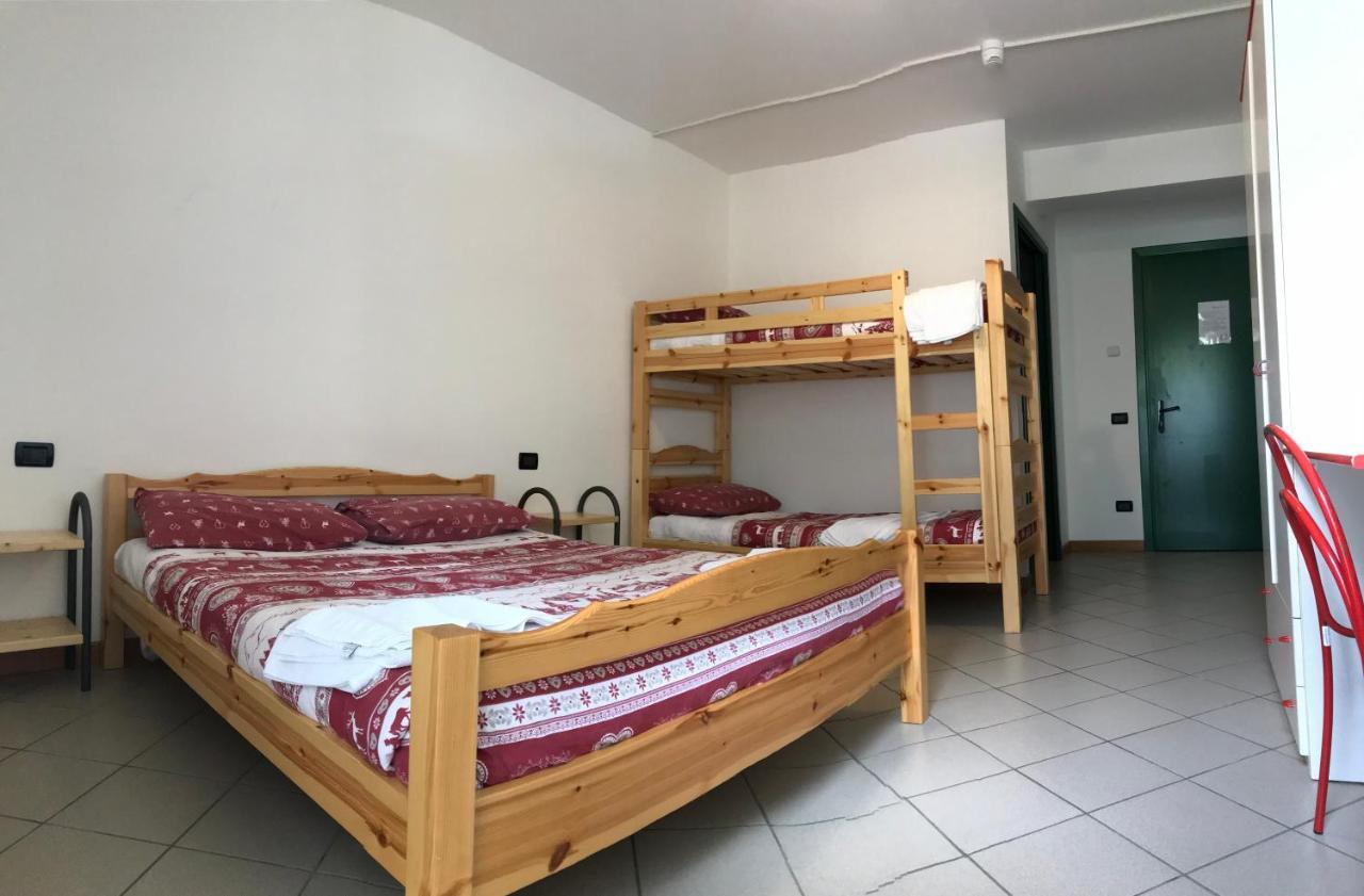 Ostello Casa Corti Вальбондионе Экстерьер фото