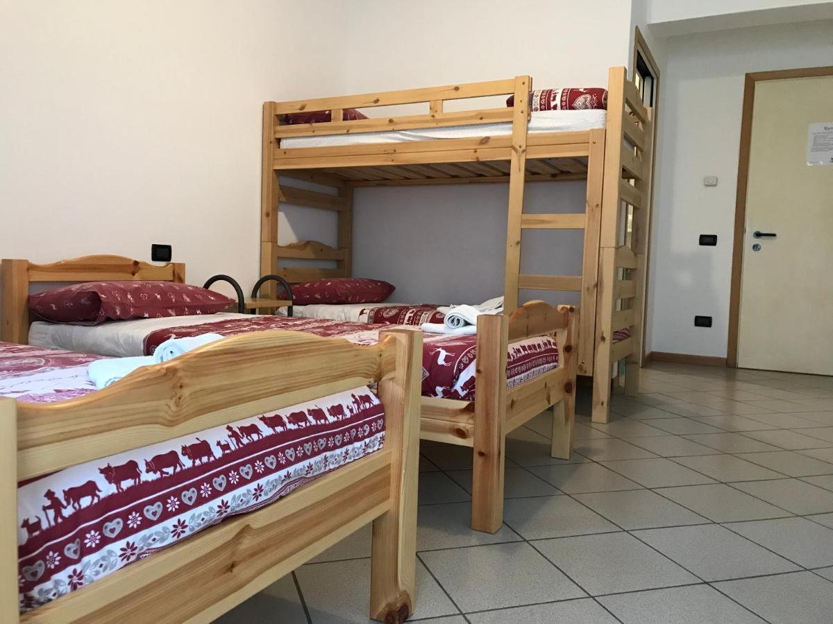 Ostello Casa Corti Вальбондионе Экстерьер фото
